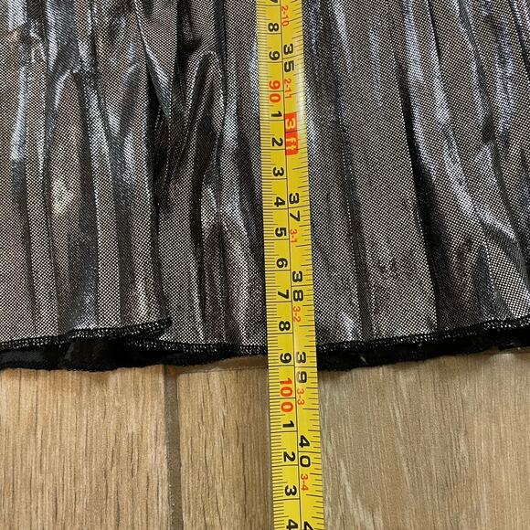 Buru Gray Sweatshirt Dress L Metallic Pleated Hem Shift Casual Midi Long Sleeve - Picture 5 of 6